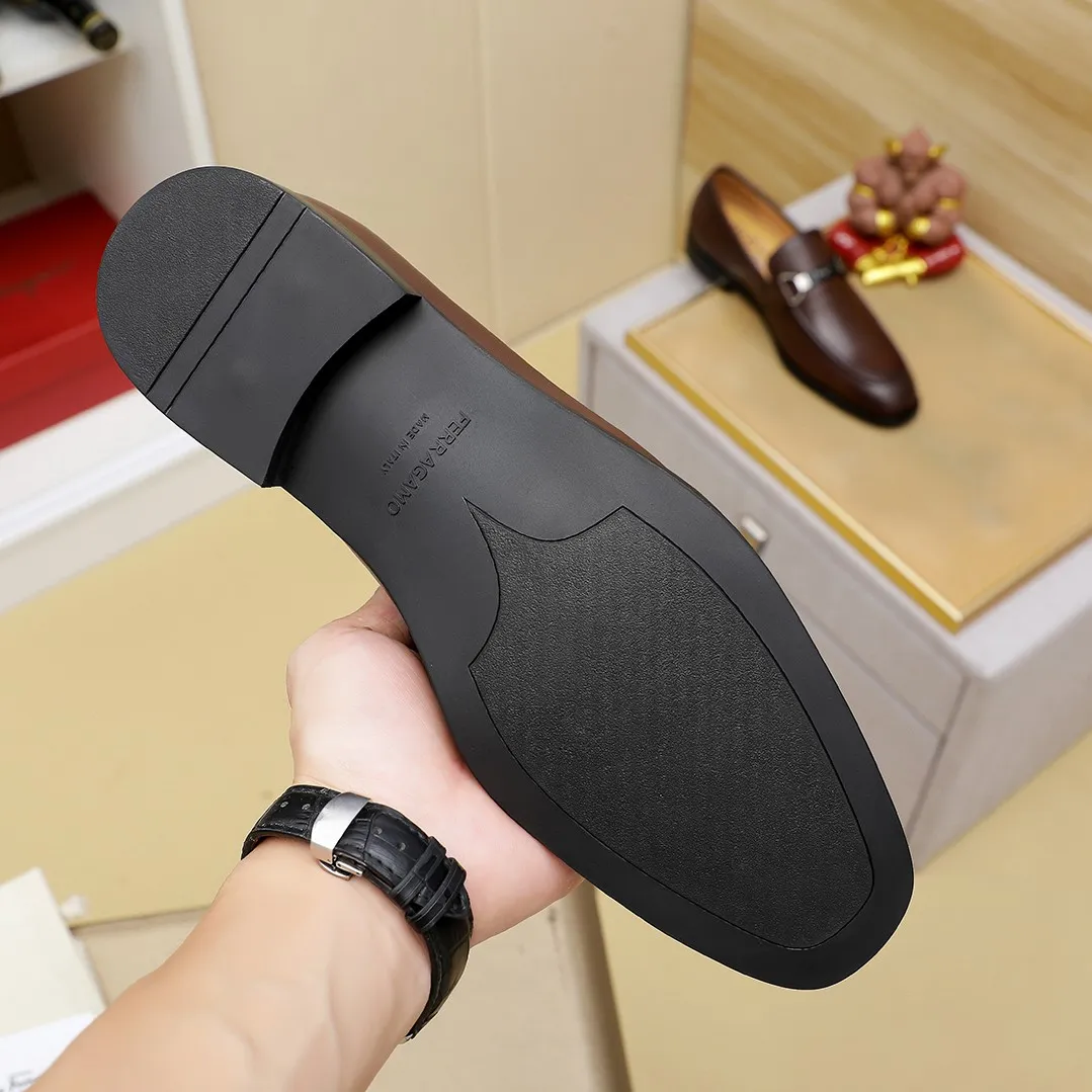 Men's shoes💰460🕷🕷[Ferragamo] Ferragamo's top men's business leather shoes💯Original copy of the official website, the upper is made of imported official website 1:1 material🍁Italian imported cowhide🇮🇹Imported cowhide lining. It’s definitely not made with ordinary craftsmanship, it’s the model used by celebrities! The factory’s craftsmanship is designed to create the most perfect shoes for trendy men! Colors available! Code number 38-44 (45.46 customized)......